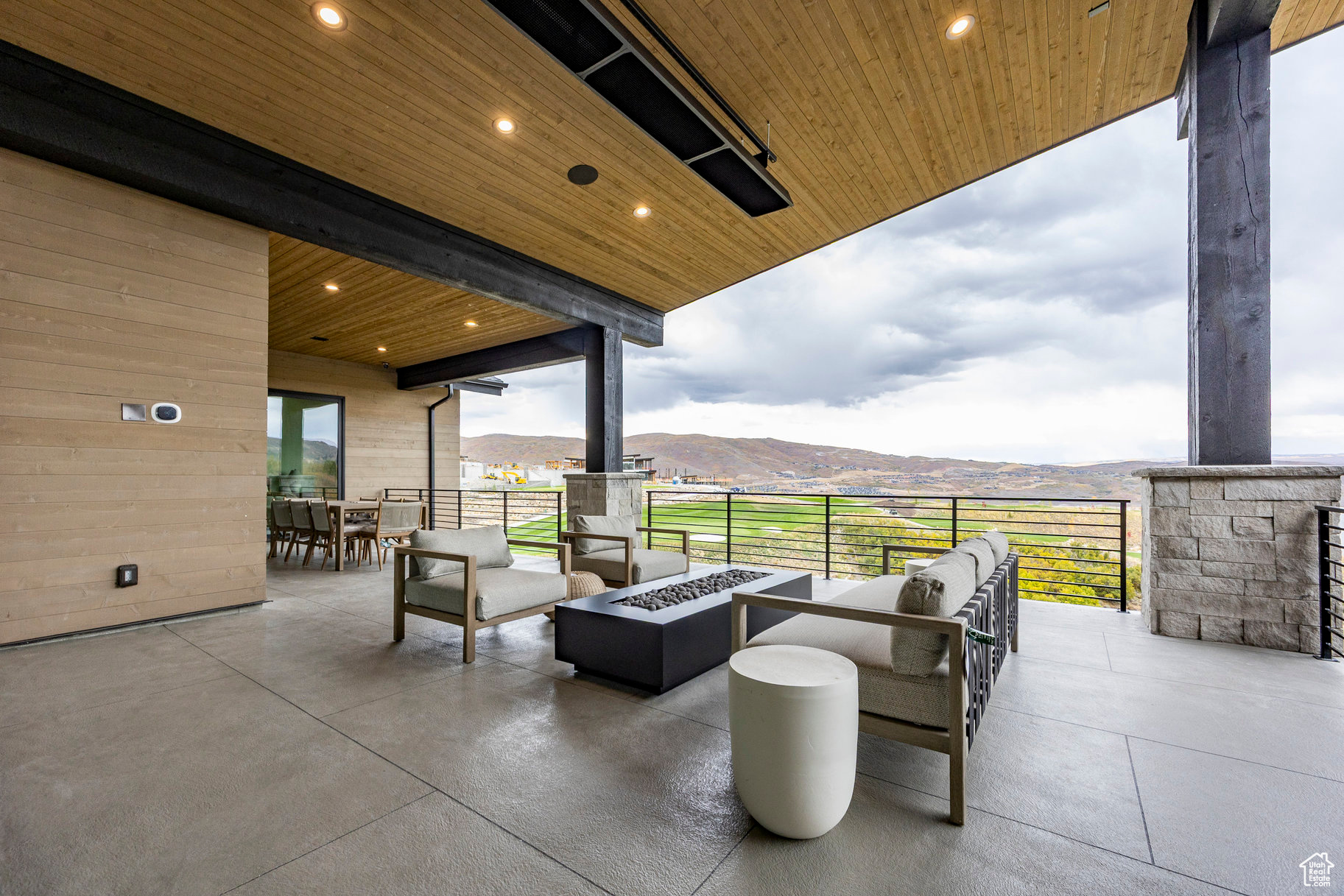 SKYRIDGE - Residential