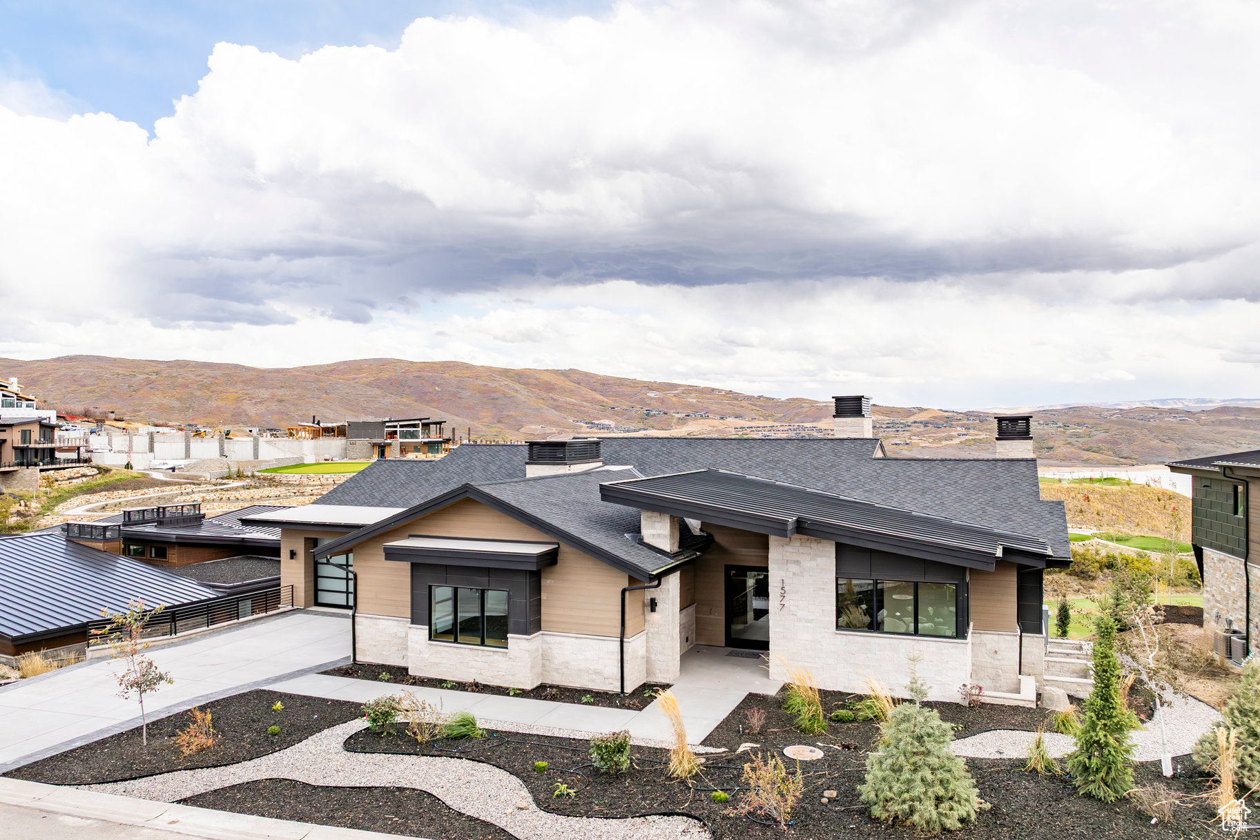 SKYRIDGE - Residential