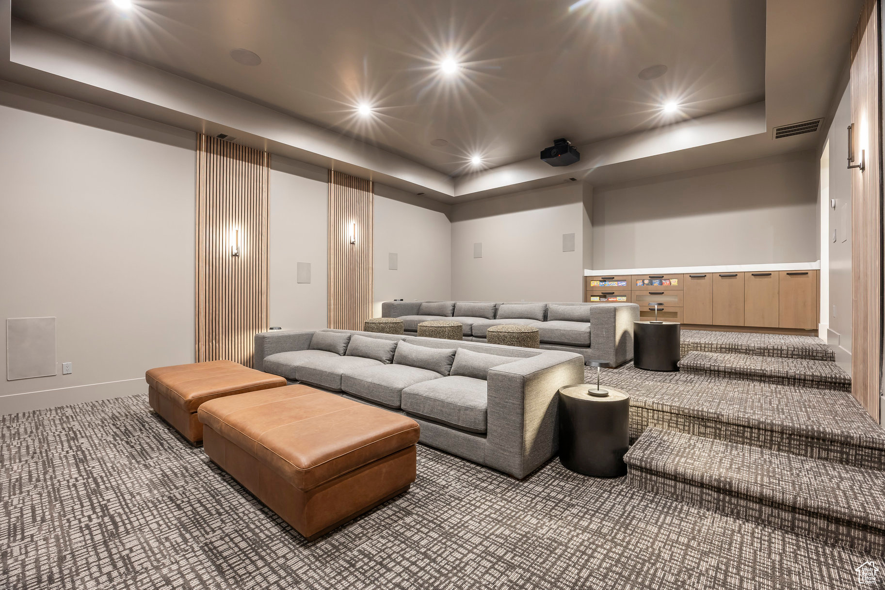 SKYRIDGE - Residential