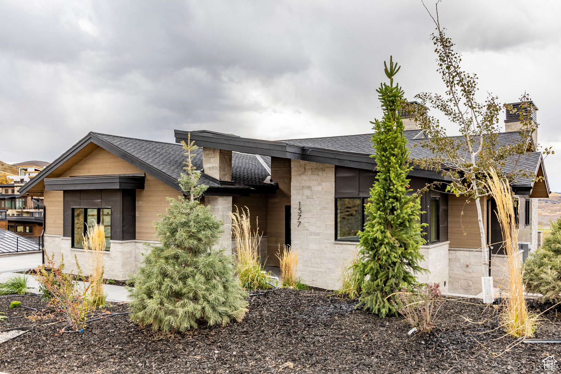 SKYRIDGE - Residential