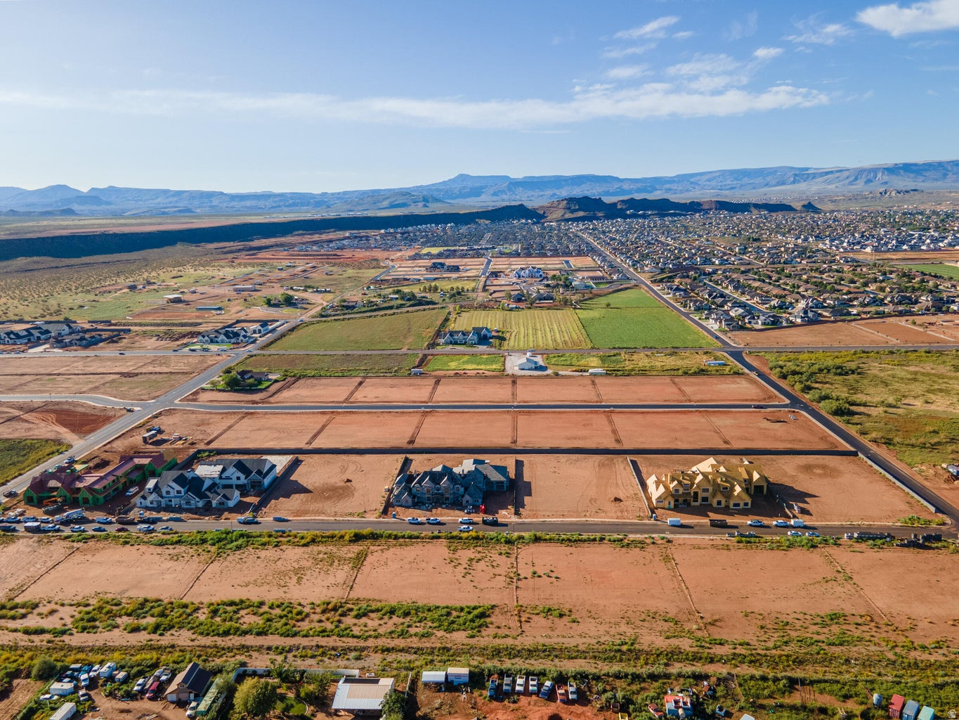 CRIMSON RANCH ESTATE - Land