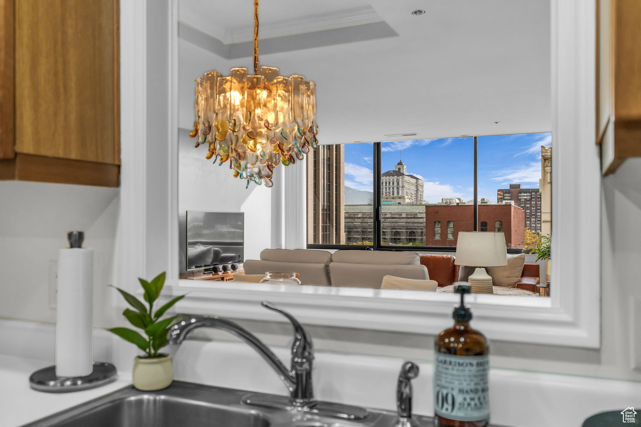 AMERICAN TOWERS CONDM - Residential