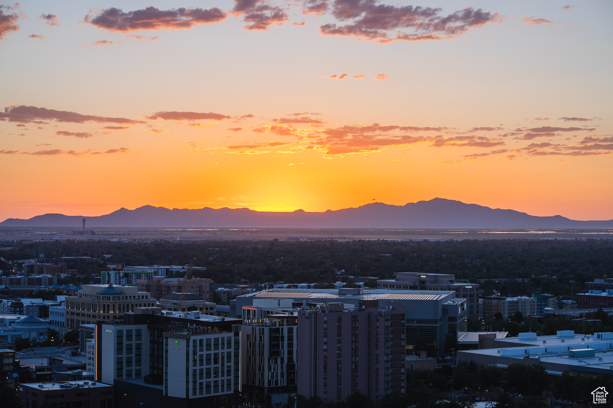 AMERICAN TOWERS CONDM - Residential