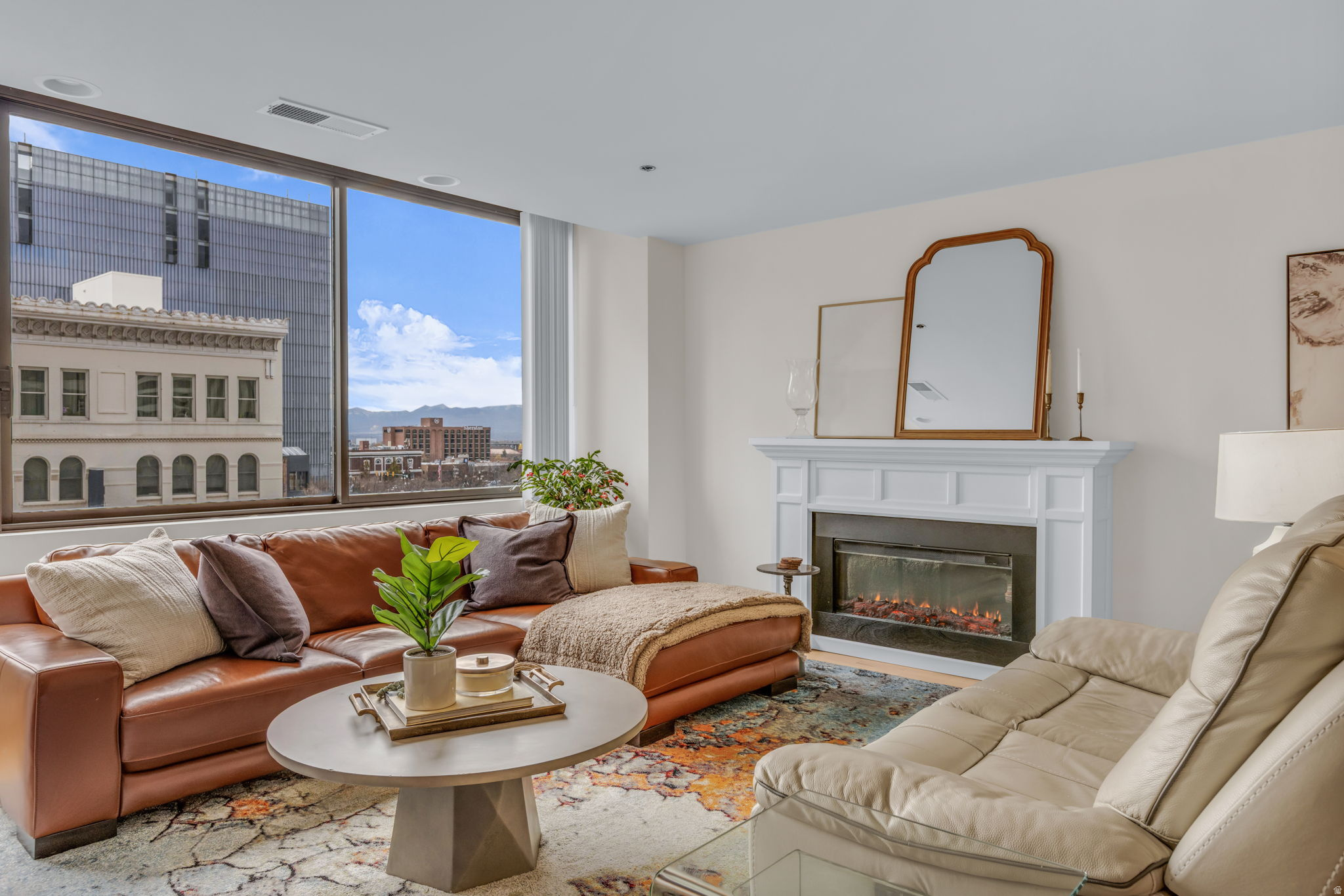 AMERICAN TOWERS CONDM - Residential