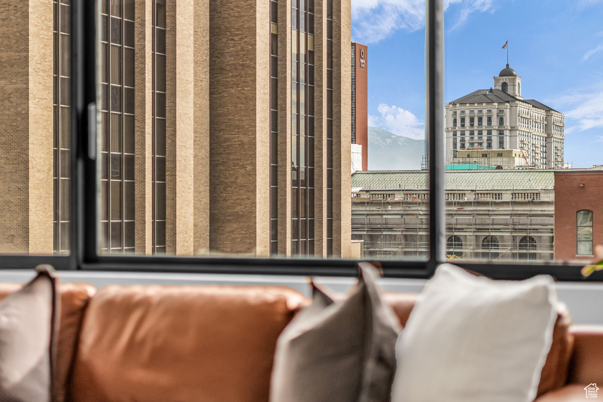 AMERICAN TOWERS CONDM - Residential