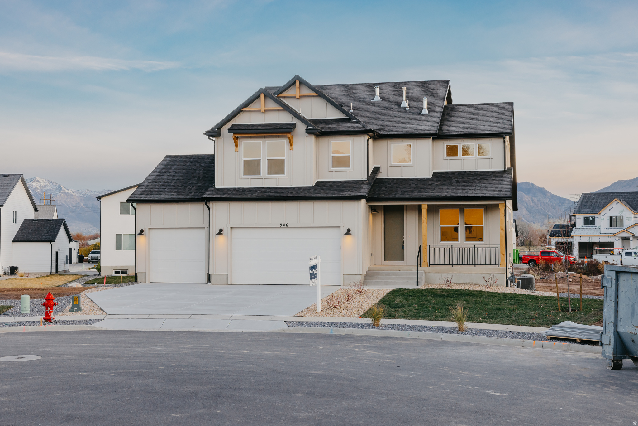 RIVERSIDE ESTATES - Residential