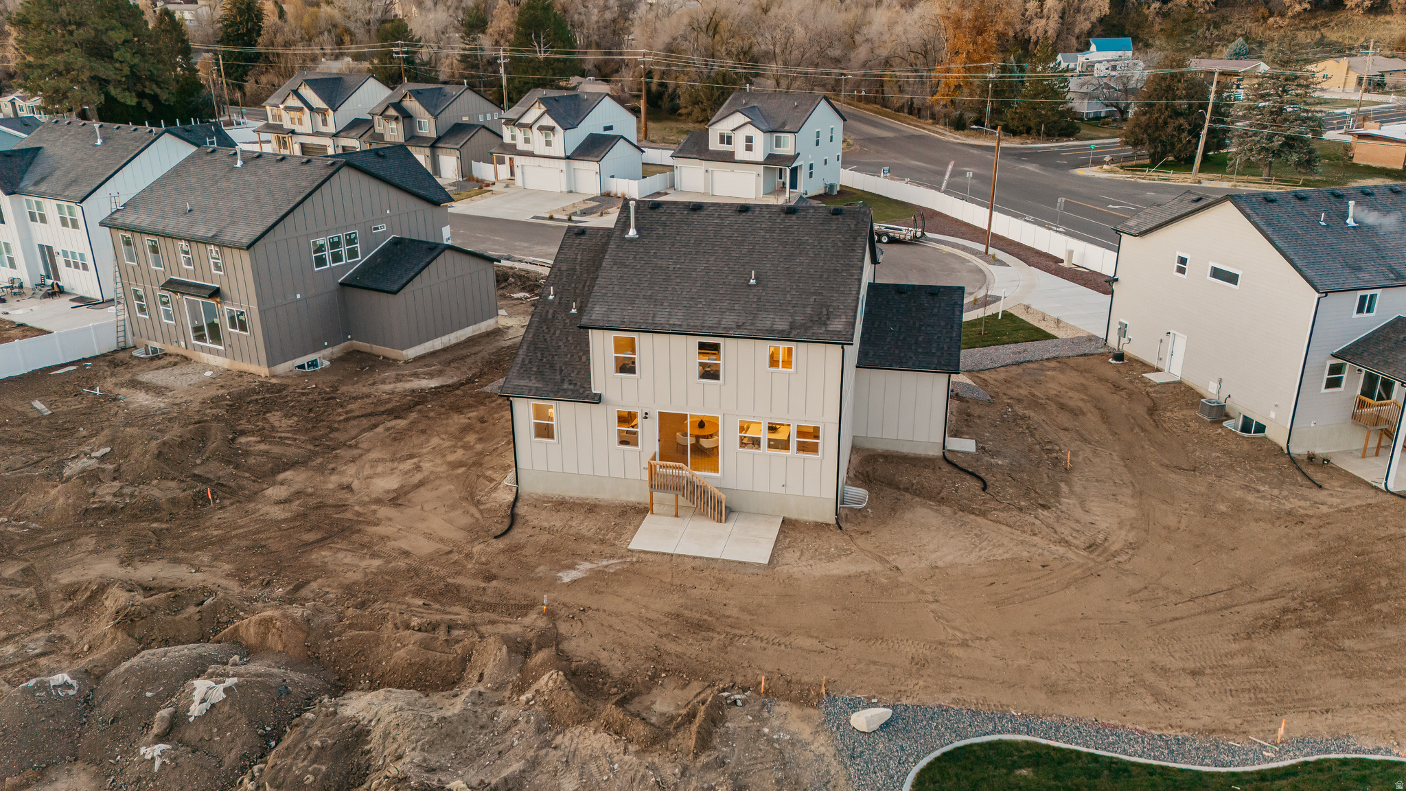 RIVERSIDE ESTATES - Residential