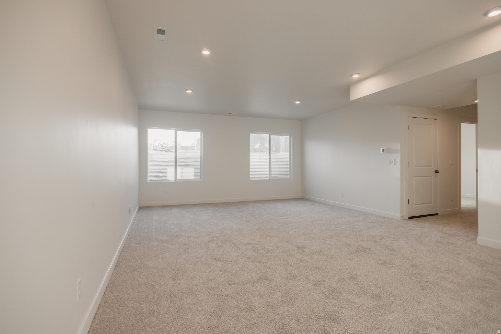 RIVERSIDE ESTATES - Residential