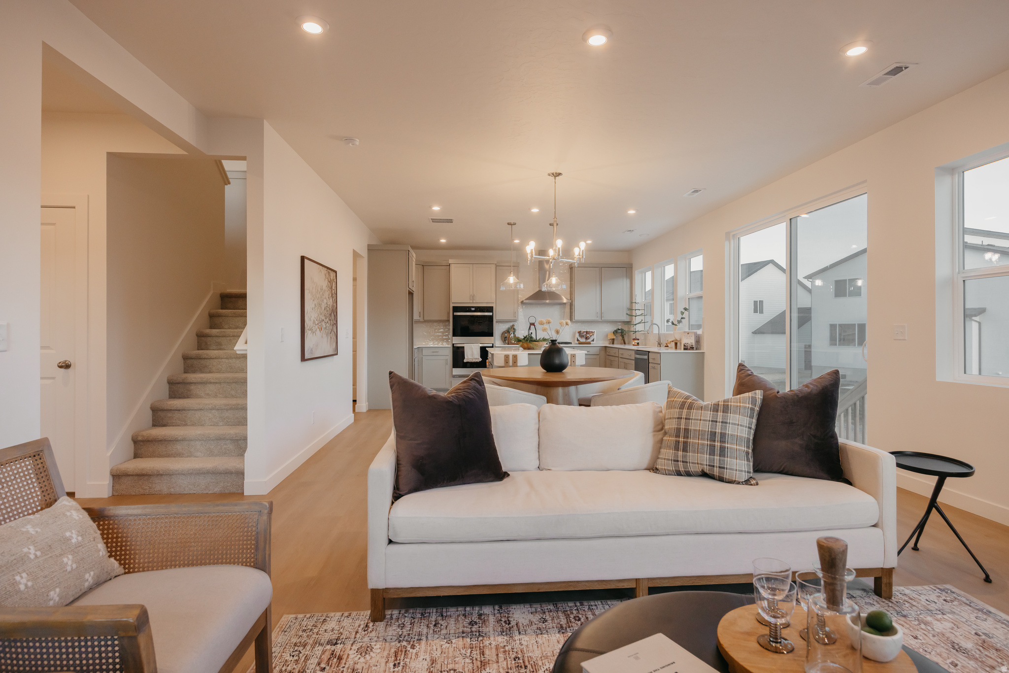 RIVERSIDE ESTATES - Residential