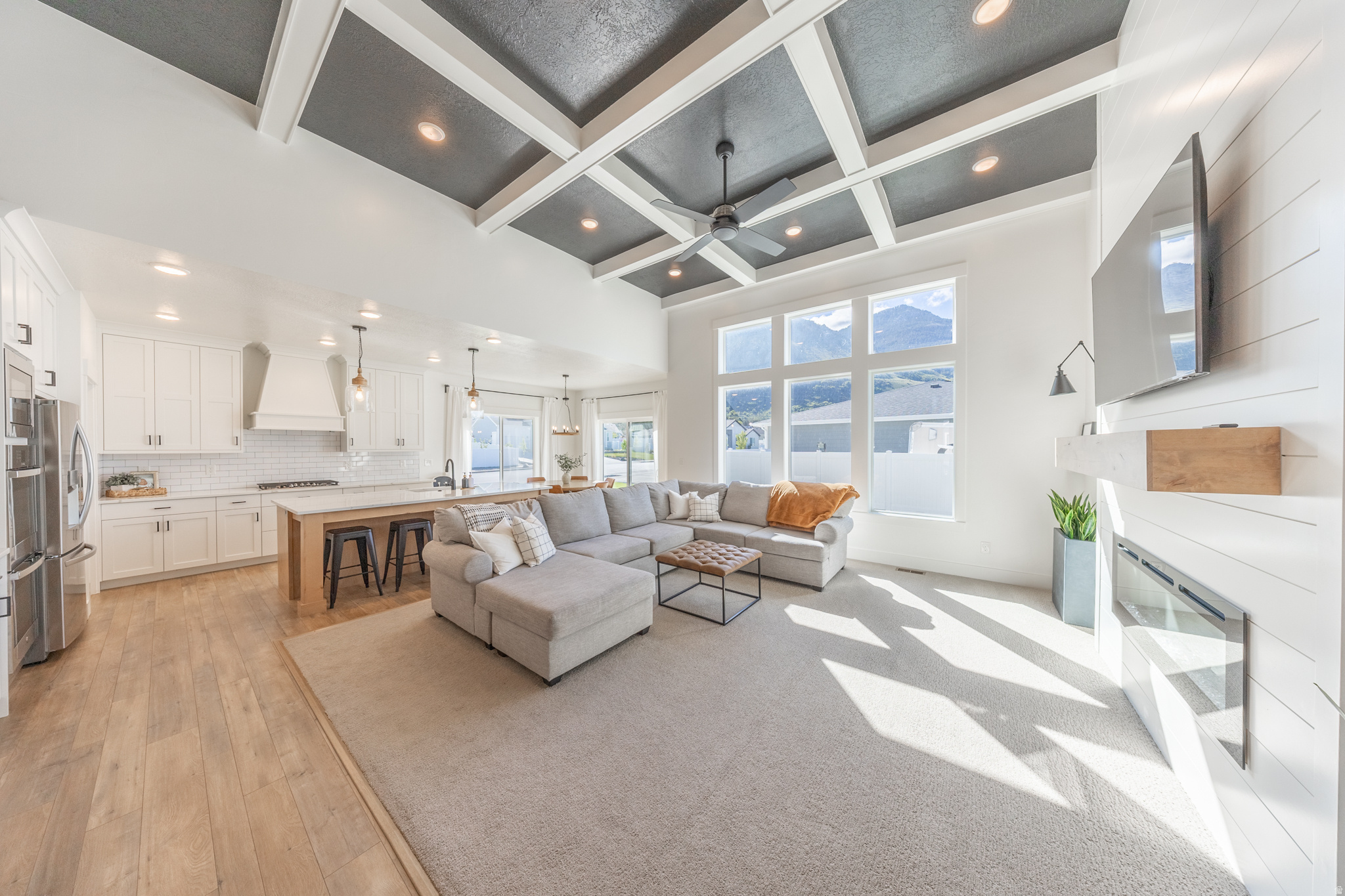 NORTHWOOD HILLS - Residential