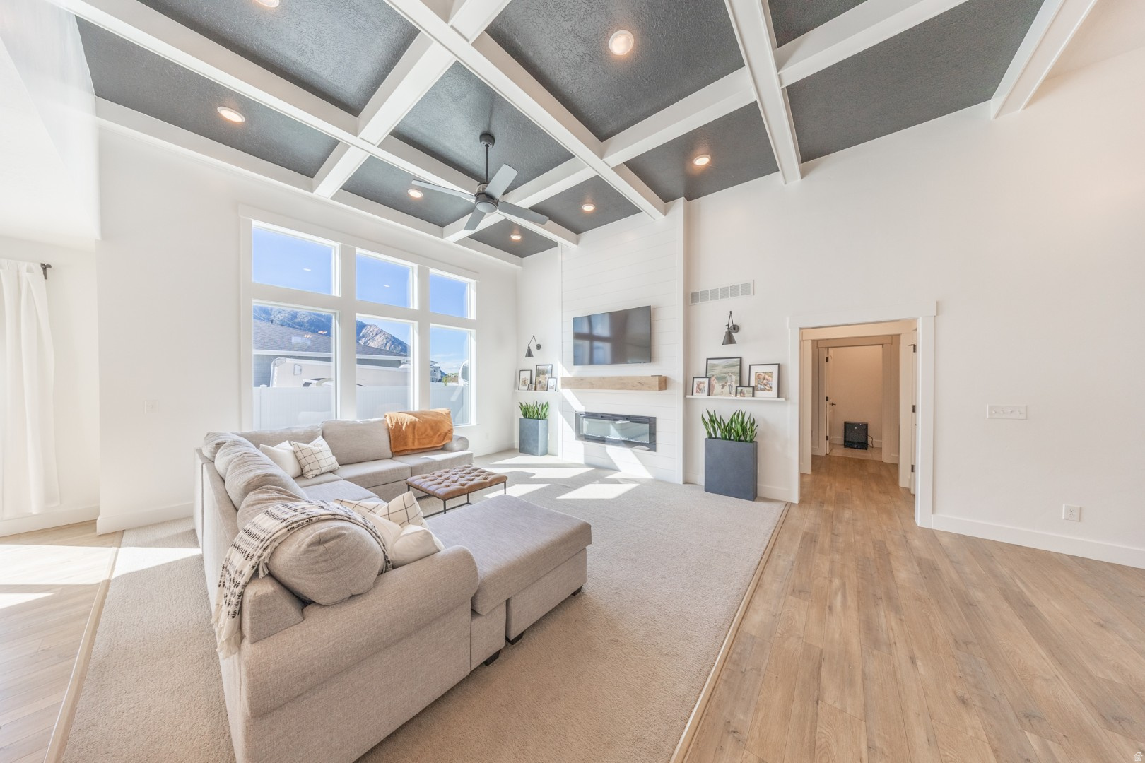 NORTHWOOD HILLS - Residential