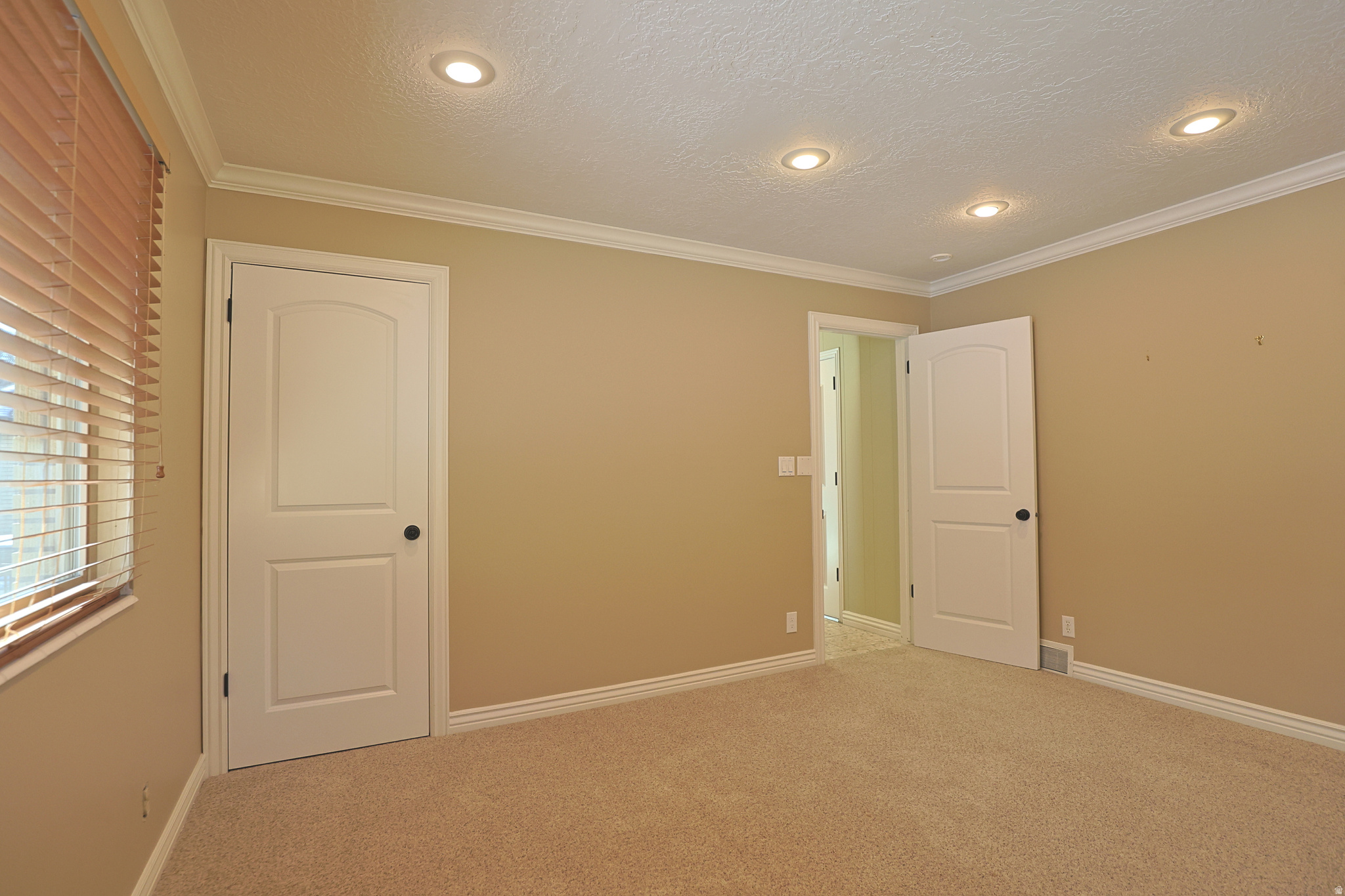 BONA VILLA PARK - Residential