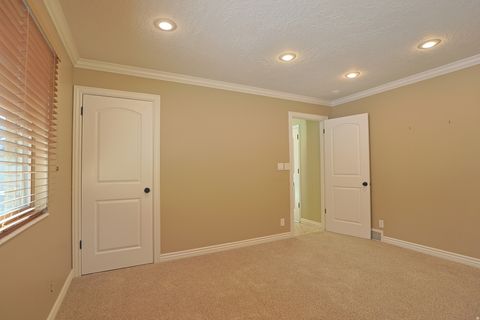 Tiny photo for 1723 ROSS DR, Ogden, UT 84403 (MLS # 2131250)