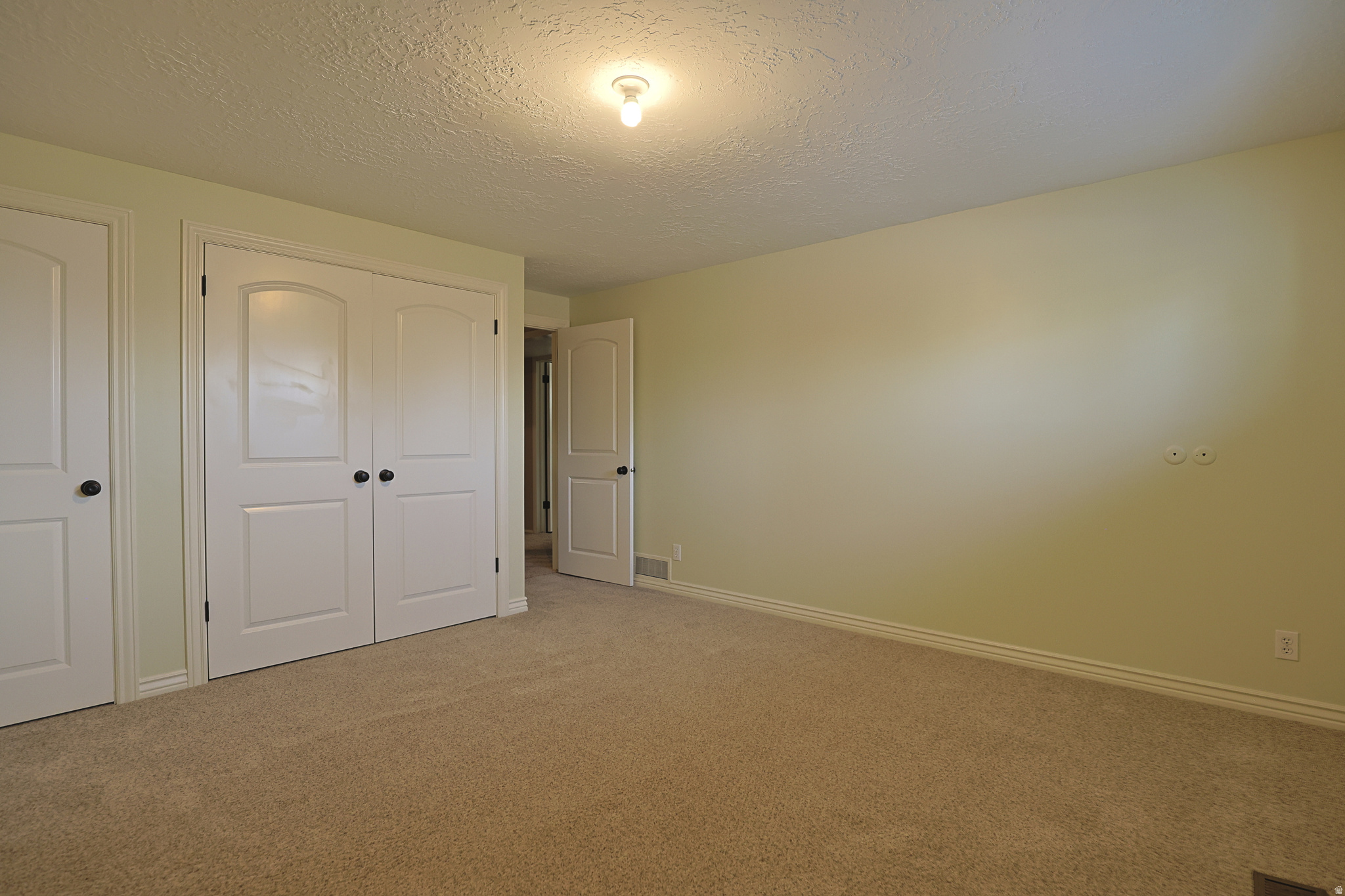 BONA VILLA PARK - Residential