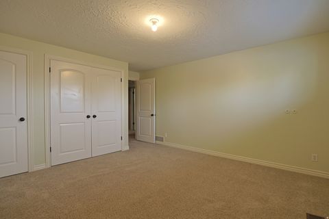 Tiny photo for 1723 ROSS DR, Ogden, UT 84403 (MLS # 2131250)