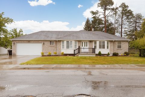 Photo of 1901 E FRONTIER RD, Holladay, UT 84121 (MLS # 2153988)