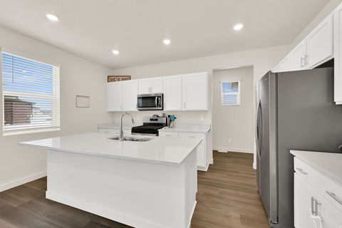 Tiny photo for 3119 W 3450 S, West Haven, UT 84401 (MLS # 2140664)