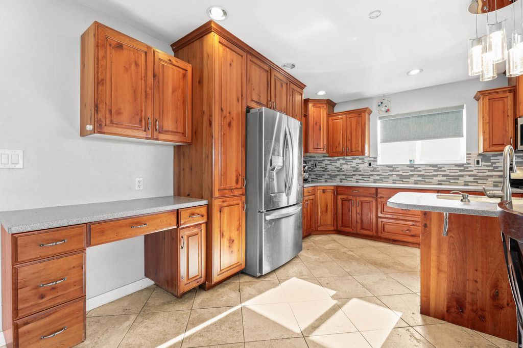 Photo of 1680 S 50 E, Orem, UT 84058 (MLS # 2125916)