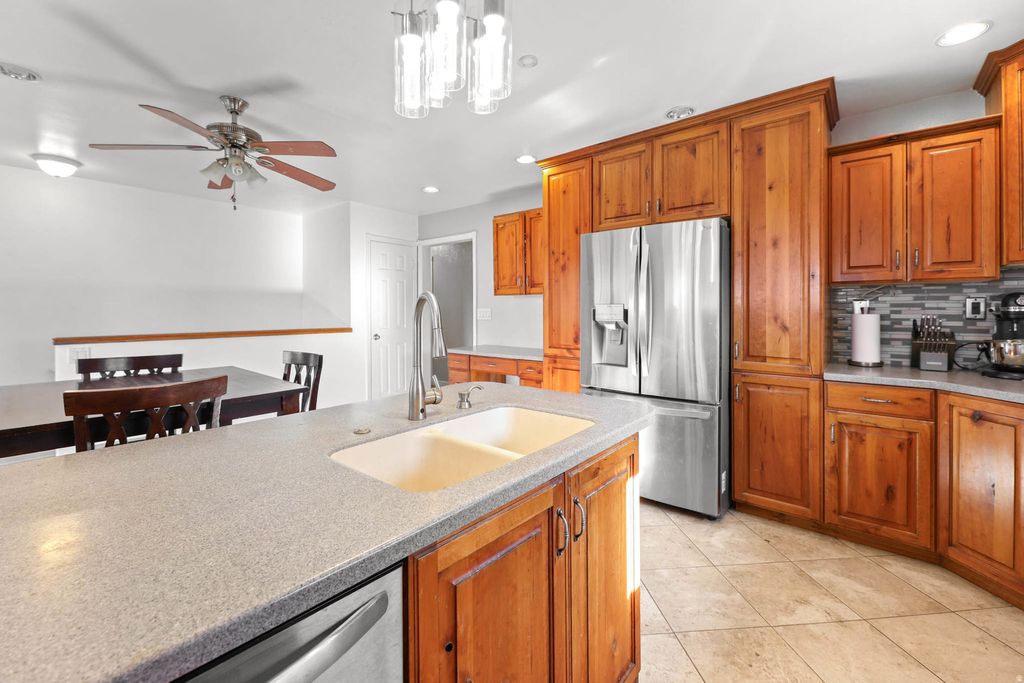 Photo of 1680 S 50 E, Orem, UT 84058 (MLS # 2125916)