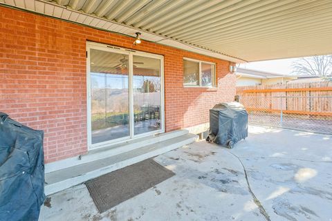 Tiny photo for 1680 S 50 E, Orem, UT 84058 (MLS # 2125916)