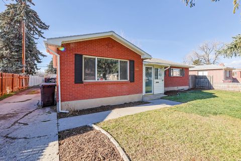 Tiny photo for 1680 S 50 E, Orem, UT 84058 (MLS # 2125916)