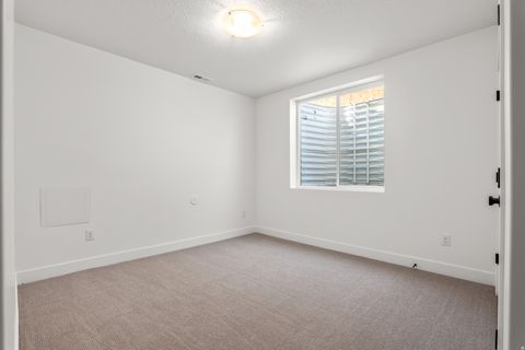 Tiny photo for 626 N LEGEND CIR #479, Mapleton, UT 84664 (MLS # 2143481)