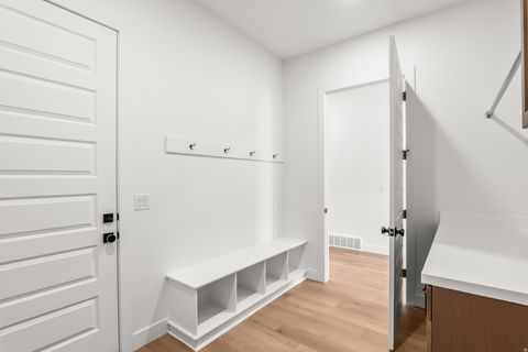 Tiny photo for 626 N LEGEND CIR #479, Mapleton, UT 84664 (MLS # 2143481)