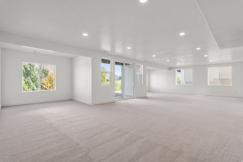 Tiny photo for 626 N LEGEND CIR #479, Mapleton, UT 84664 (MLS # 2143481)