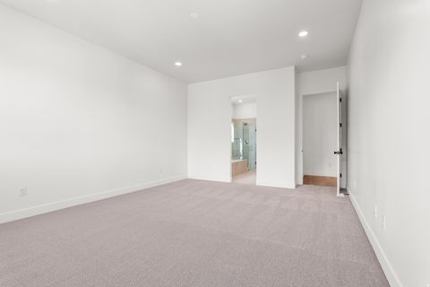 Tiny photo for 626 N LEGEND CIR #479, Mapleton, UT 84664 (MLS # 2143481)