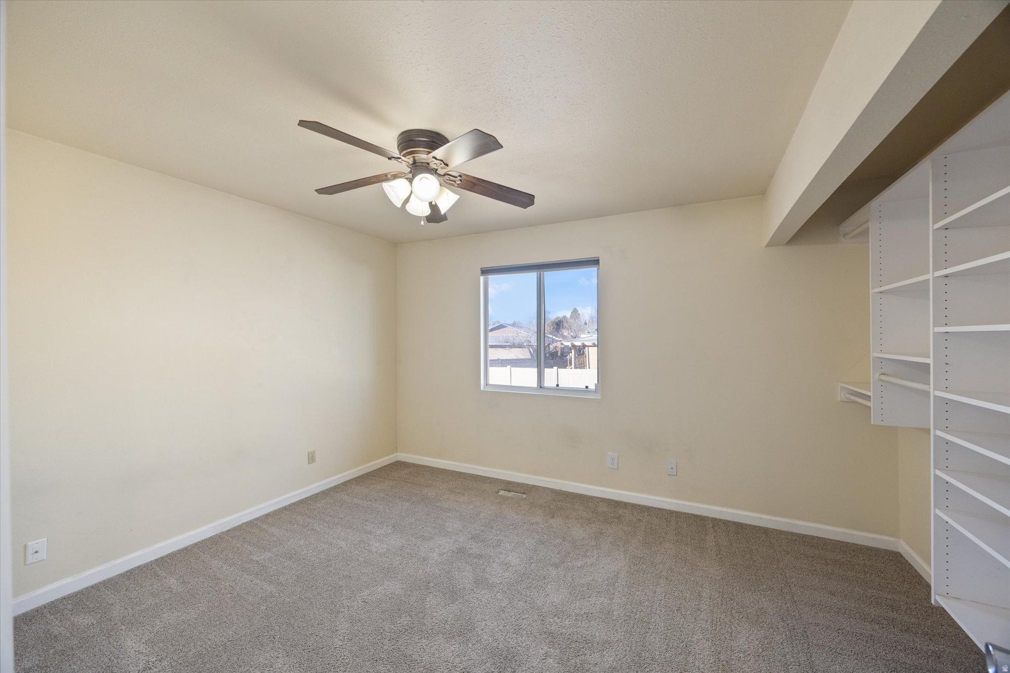 HIDDEN VALE - Residential