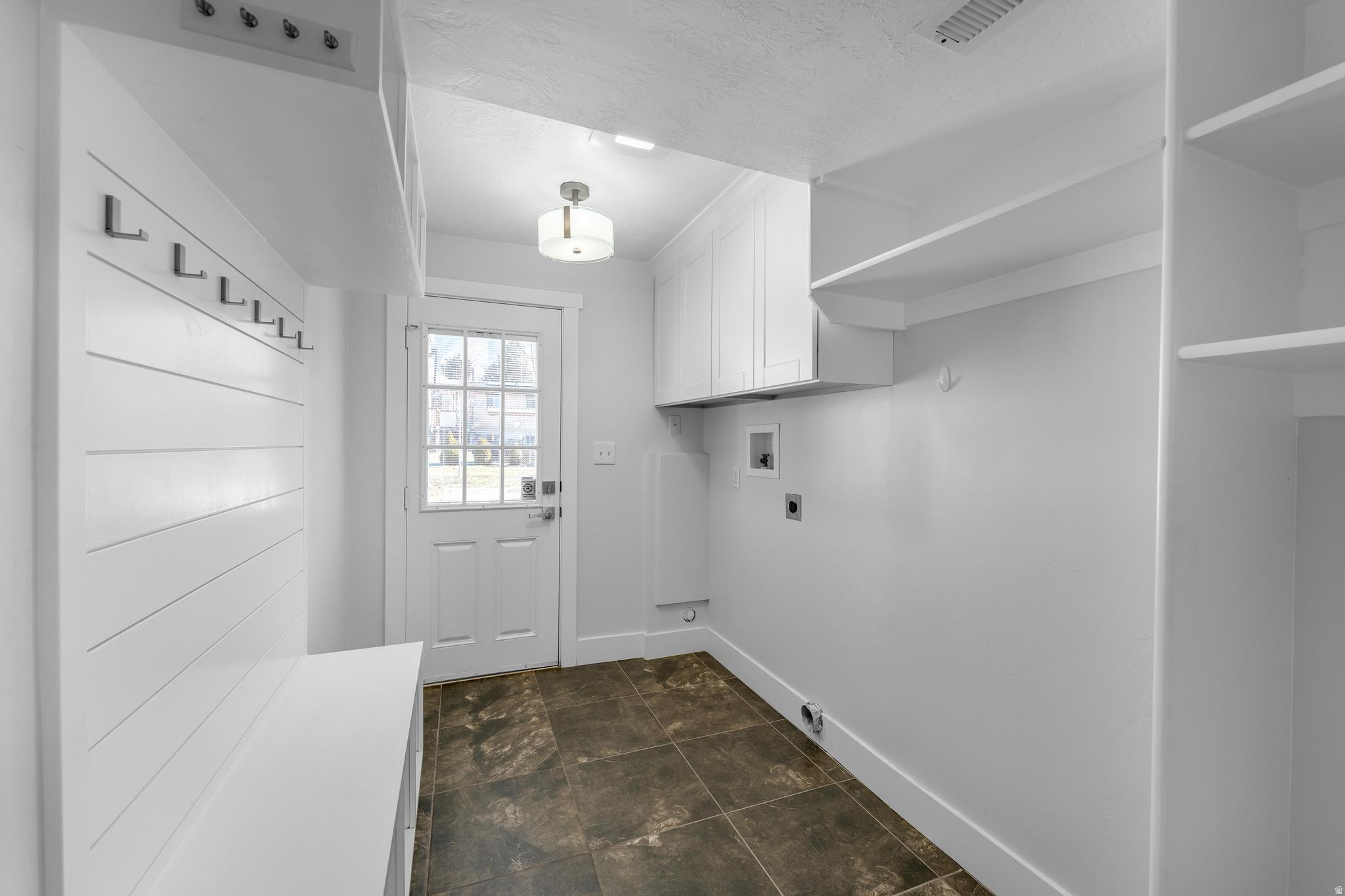 CANYON MEADOWS - Residential