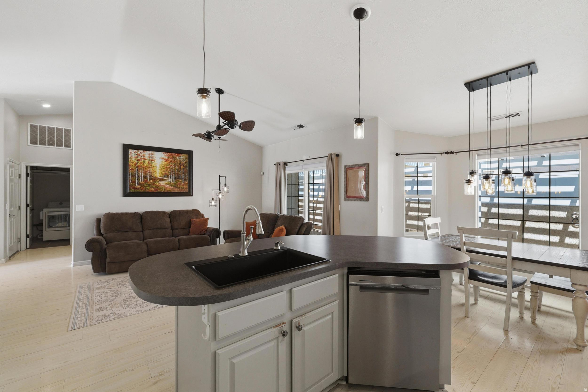 COTTON MANOR 1 - Residential