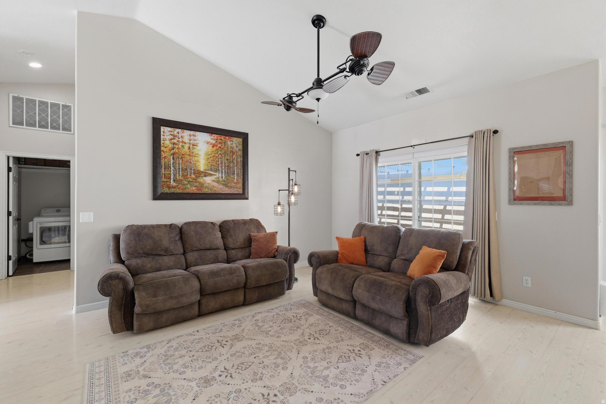 COTTON MANOR 1 - Residential