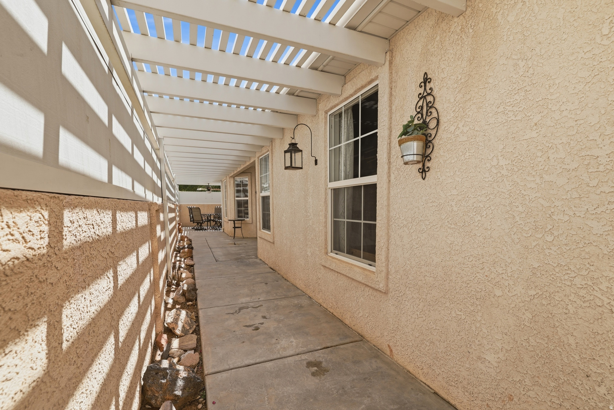 COTTON MANOR 1 - Residential