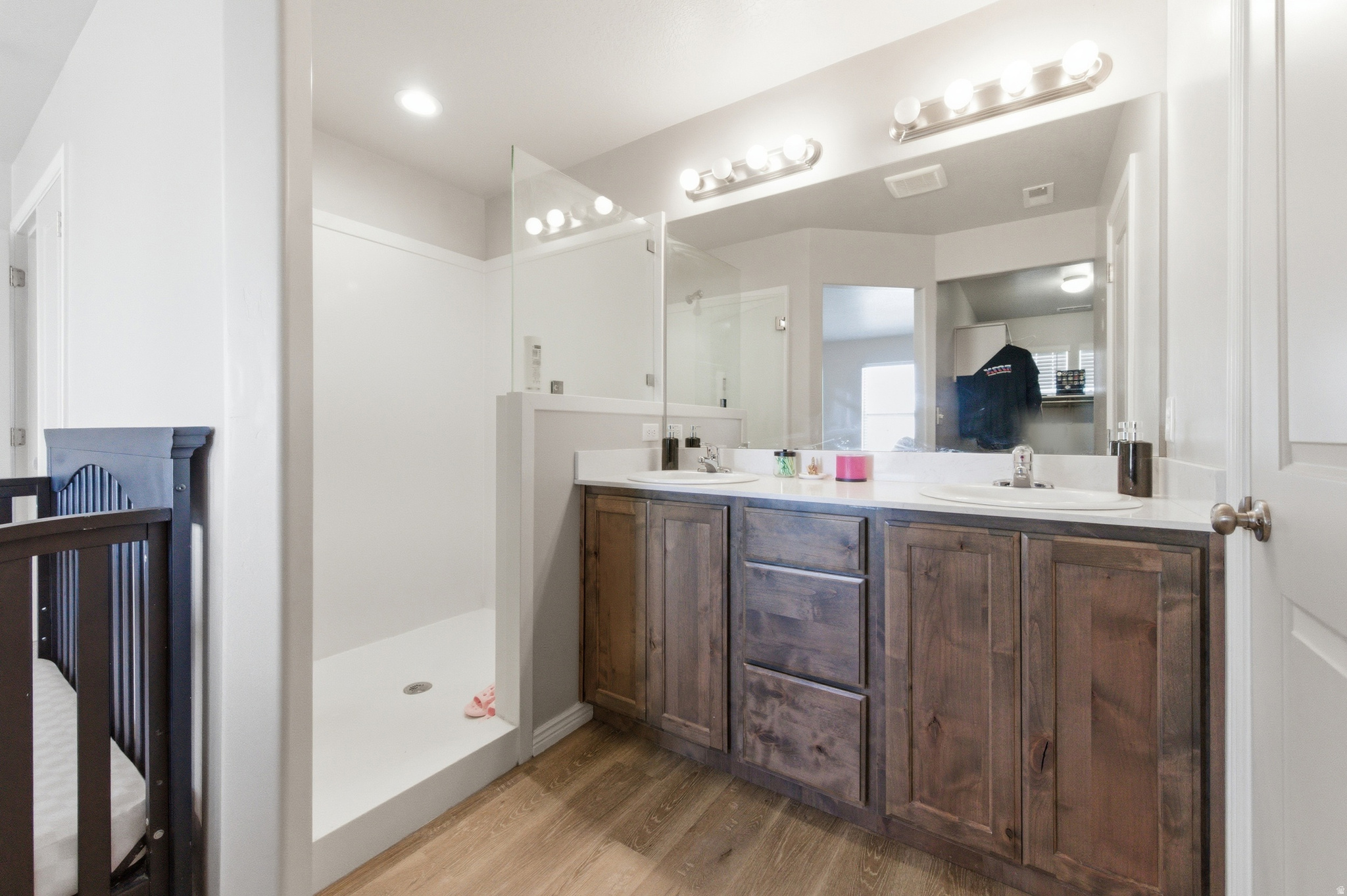 LEGACY TOWNHOMES - Residential