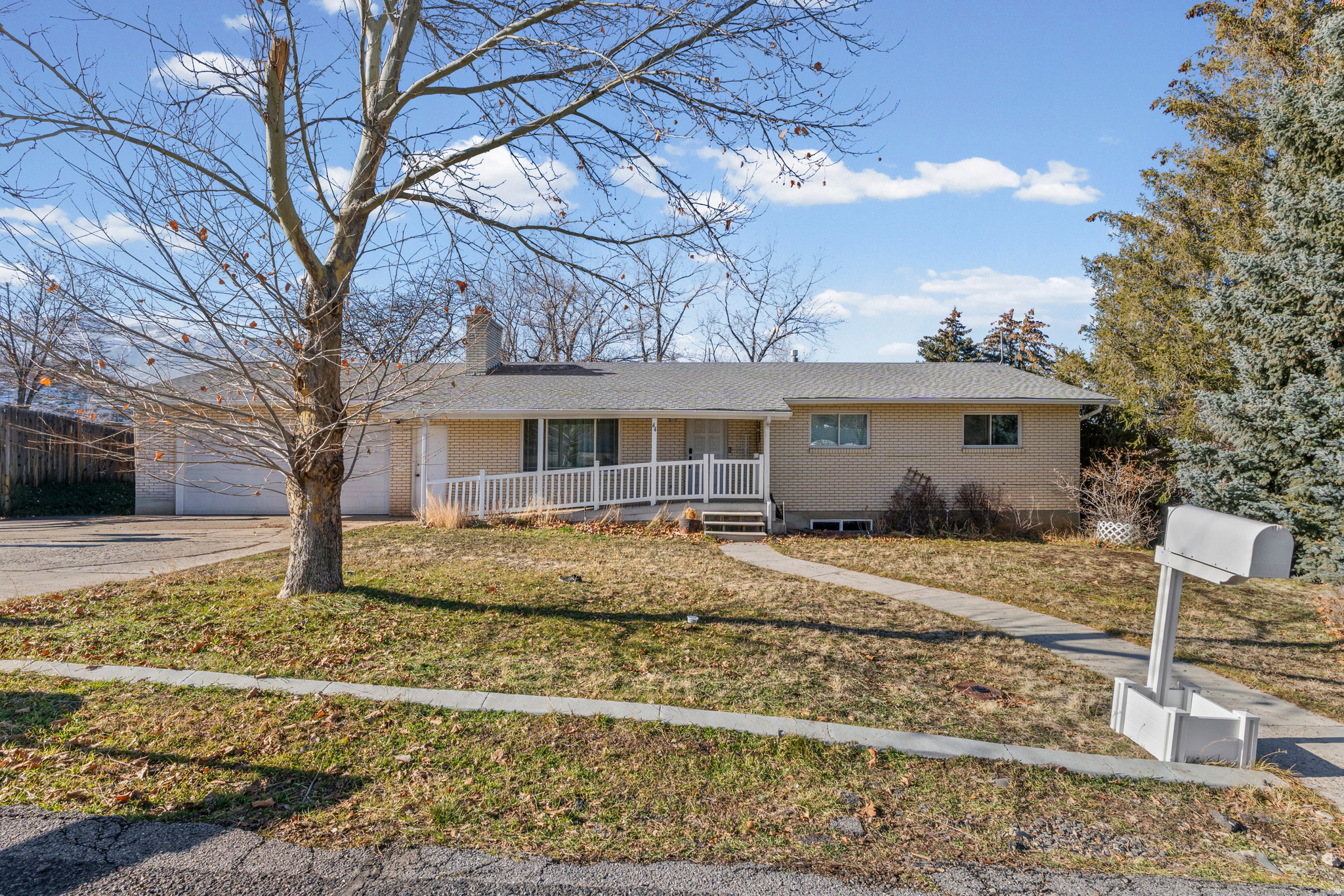 SALEM HILLS - Residential