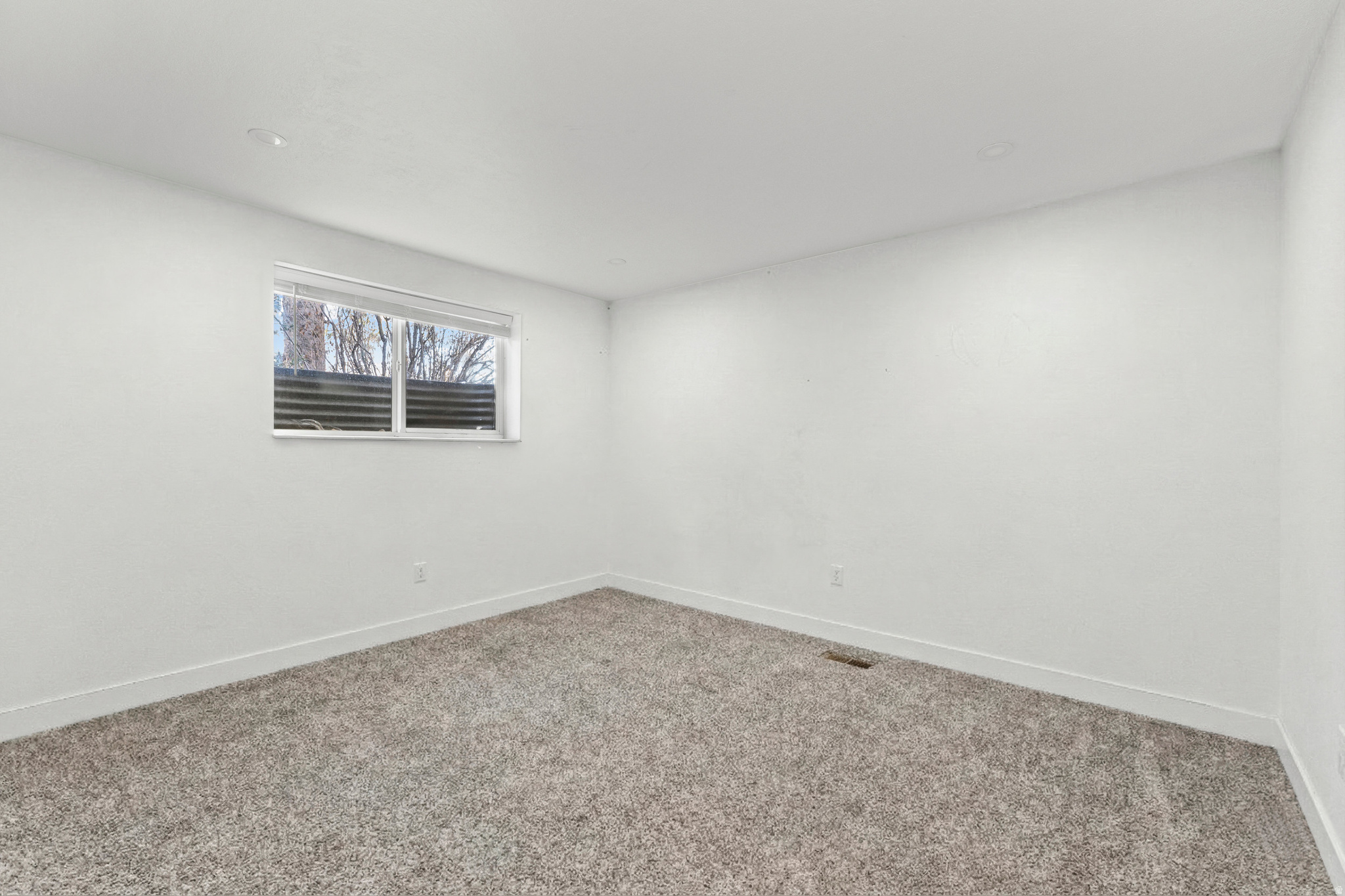 SALEM HILLS - Residential