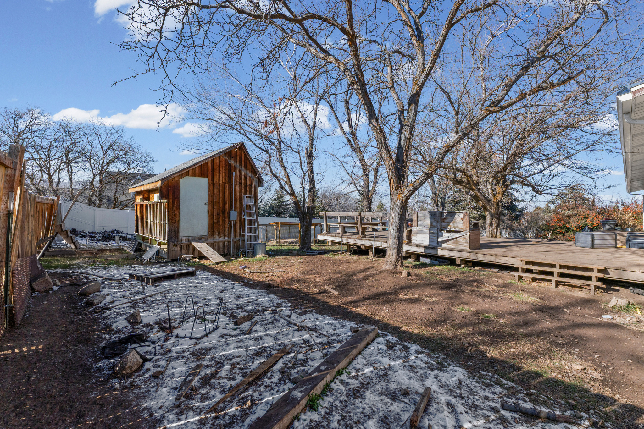 SALEM HILLS - Residential