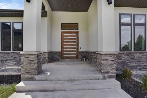 Tiny photo for 755 S OAK DR, Woodland Hills, UT 84653 (MLS # 2152821)