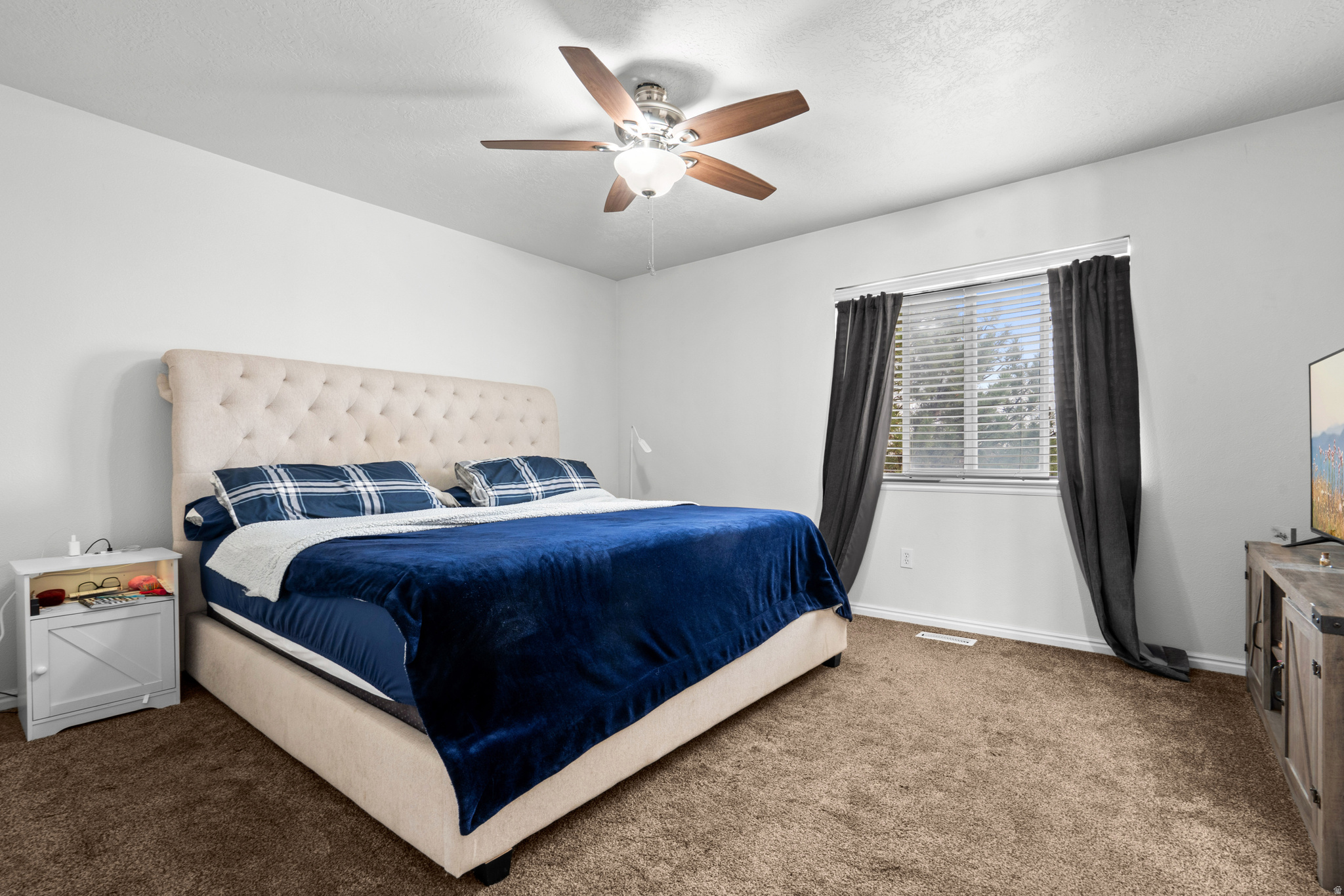 TOWNS AT HUNTER VILLAGE - Residential