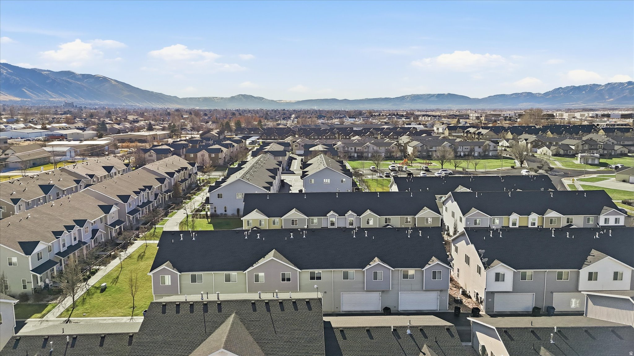 BRIDGERLAND MEADOWS TOWNHOMES - Residential