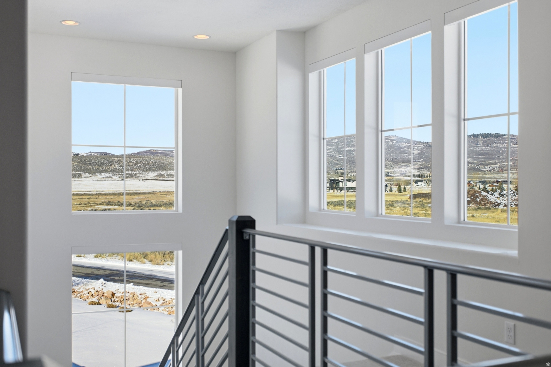 EAST CREEK - Residential