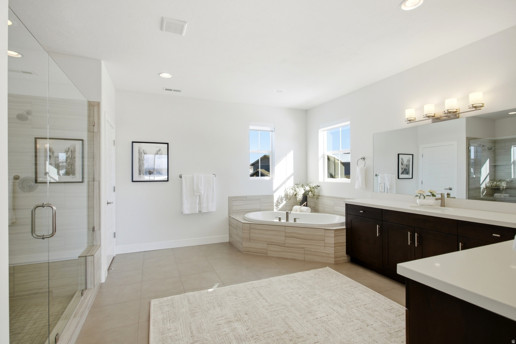 EAST CREEK - Residential