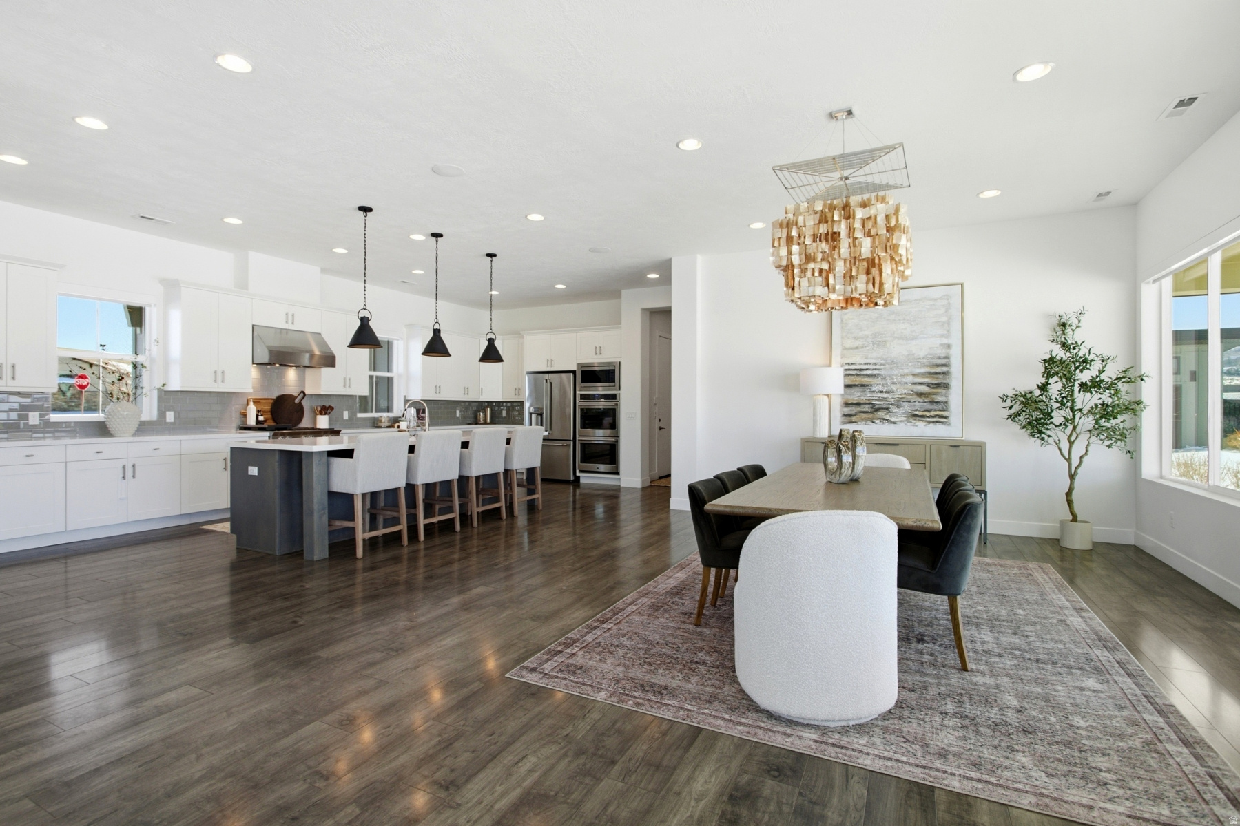 EAST CREEK - Residential