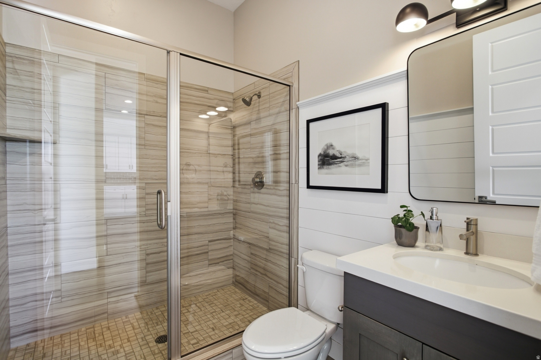 EAST CREEK - Residential