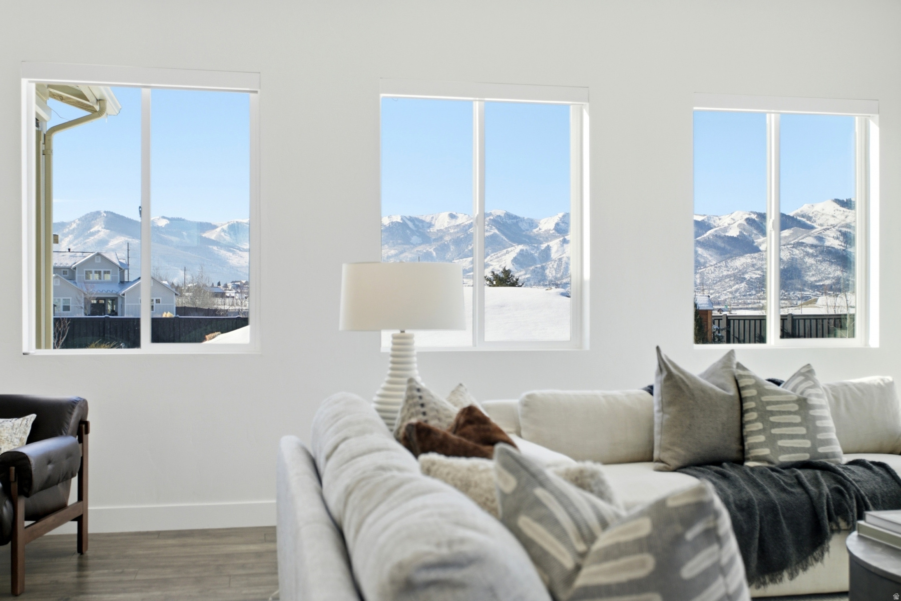 EAST CREEK - Residential