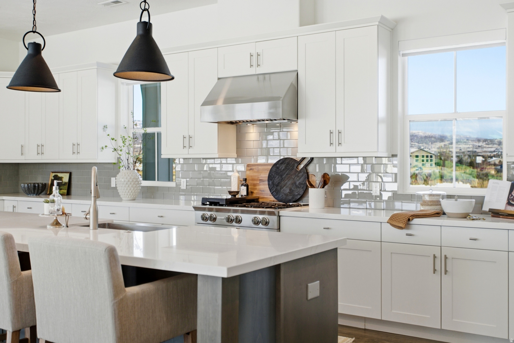 EAST CREEK - Residential