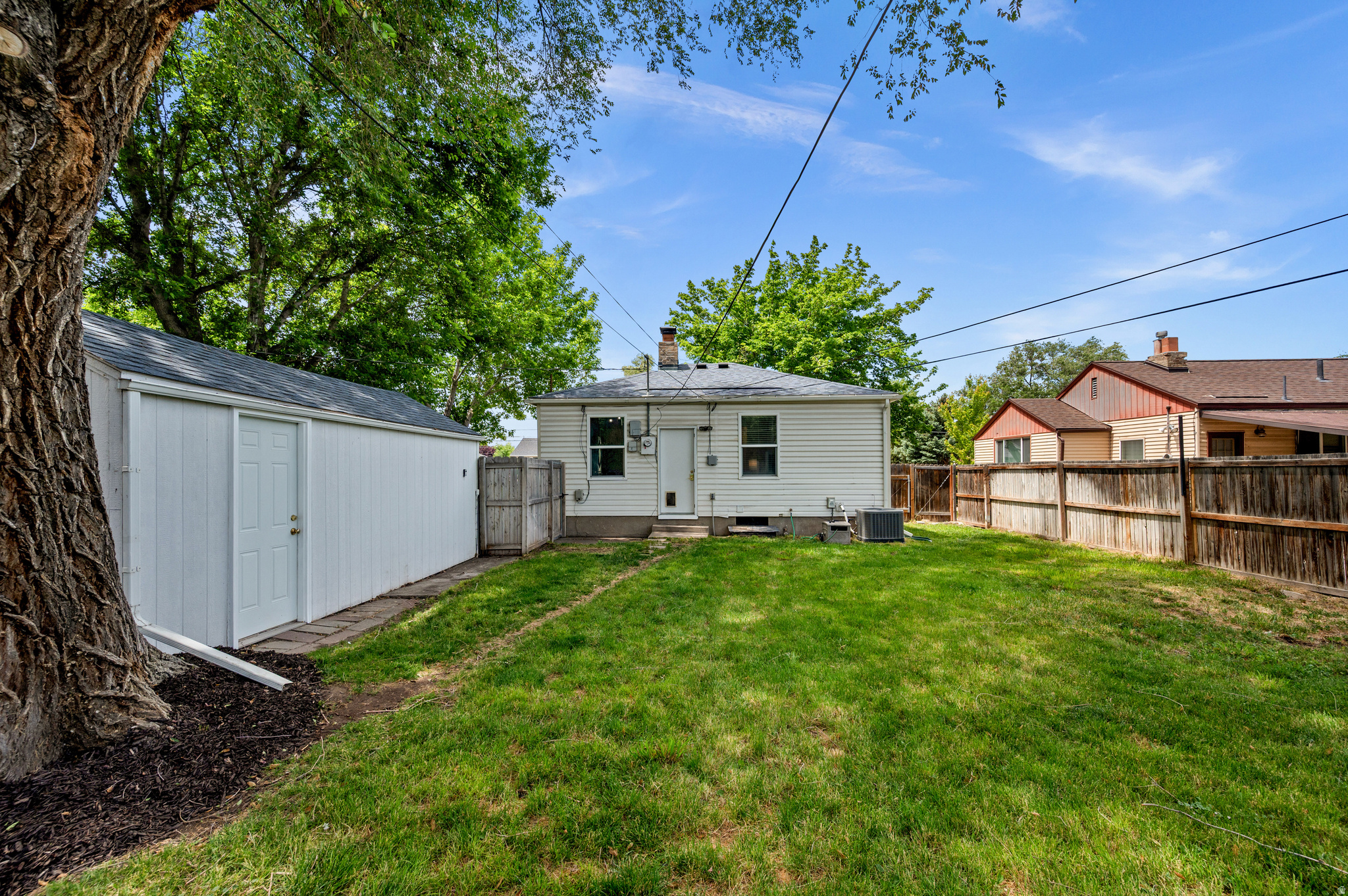 VILLAGE GARDENS - Residential