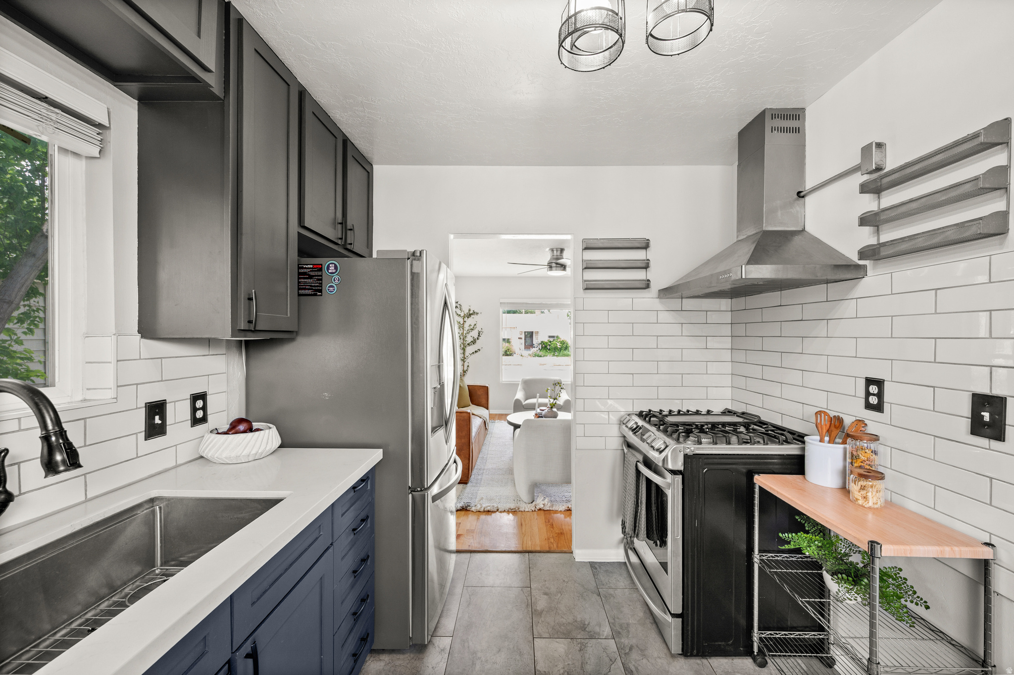 VILLAGE GARDENS - Residential
