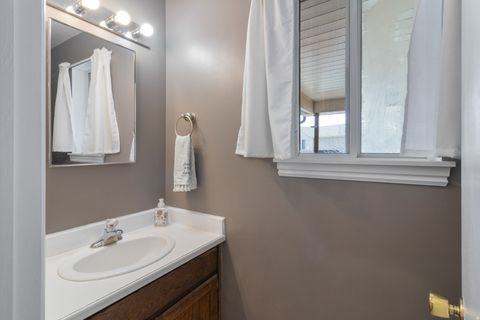 Tiny photo for 488 E 200 S #5B, Clearfield, UT 84015 (MLS # 2146402)